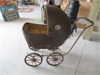 2008-BABY BUGGY 43"X41"