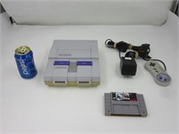 Console Super Nintendo + jeu et accessoires,
