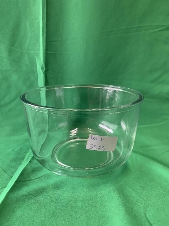 9IN WIDE GLASS MIXING BOWL