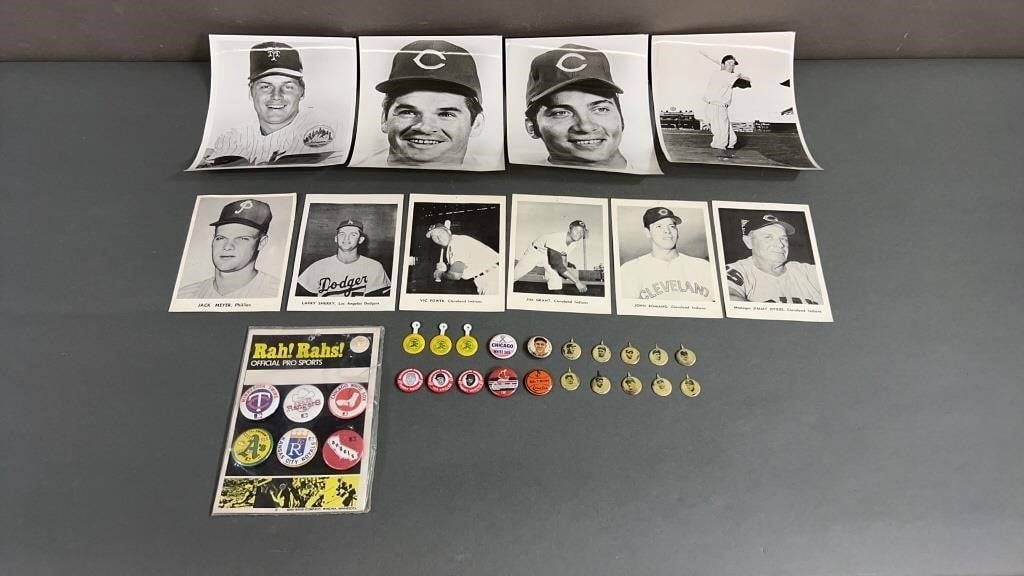 31pc 1940s-60s MLB Baseball Photographs & Pins