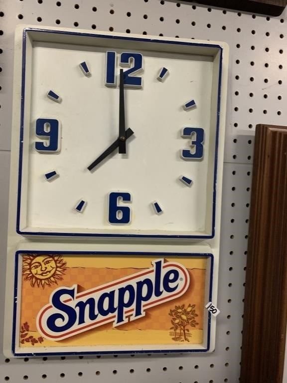 VINTAGE SNAPPLE CLOCK -WORKING CONDITION UNKNOWN