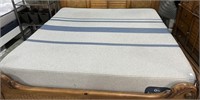 King Size Serta iComfort mattress and Boxspring