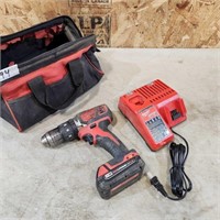 Milwaukee 18V Drill w Battery & Charger