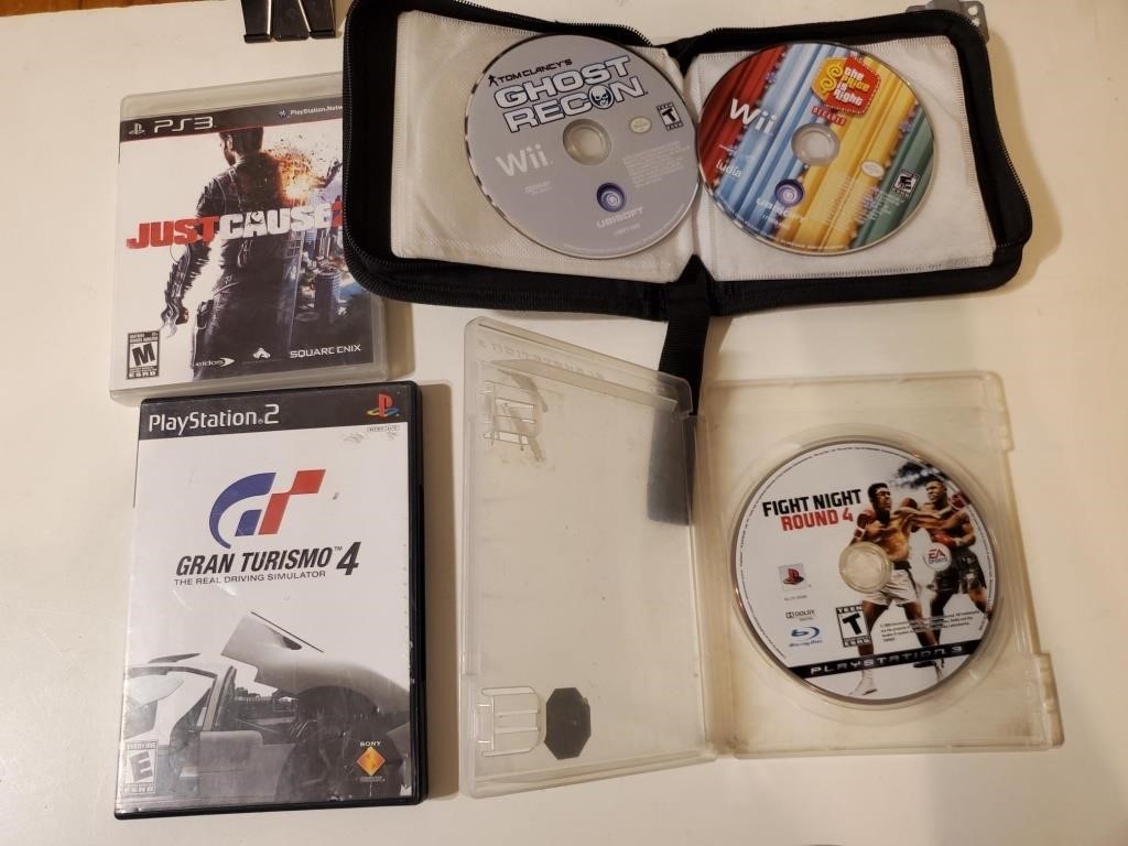 12 jeux, PS3 ,PS2,WIi, XBox 360.