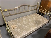 BRASS DAYBED W/ PORCELAIN BALL ACCENTS