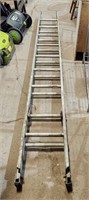 16' Alum Ext Ladder w minor damage