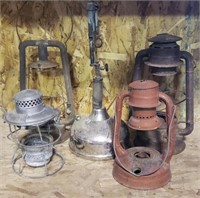 2 Dietz Lanterns/Variety of Lanterns