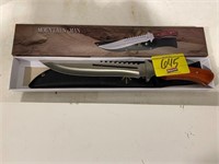 MOUNTAIN MAN KNIFE W/ BOX - NEW