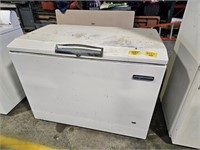 SEARS COLD SPOT CHEST FREEZER