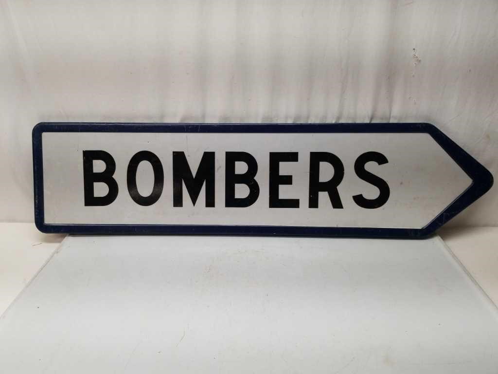 Steel Bombers Arrow Sign