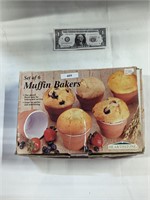 6 muffin bakers