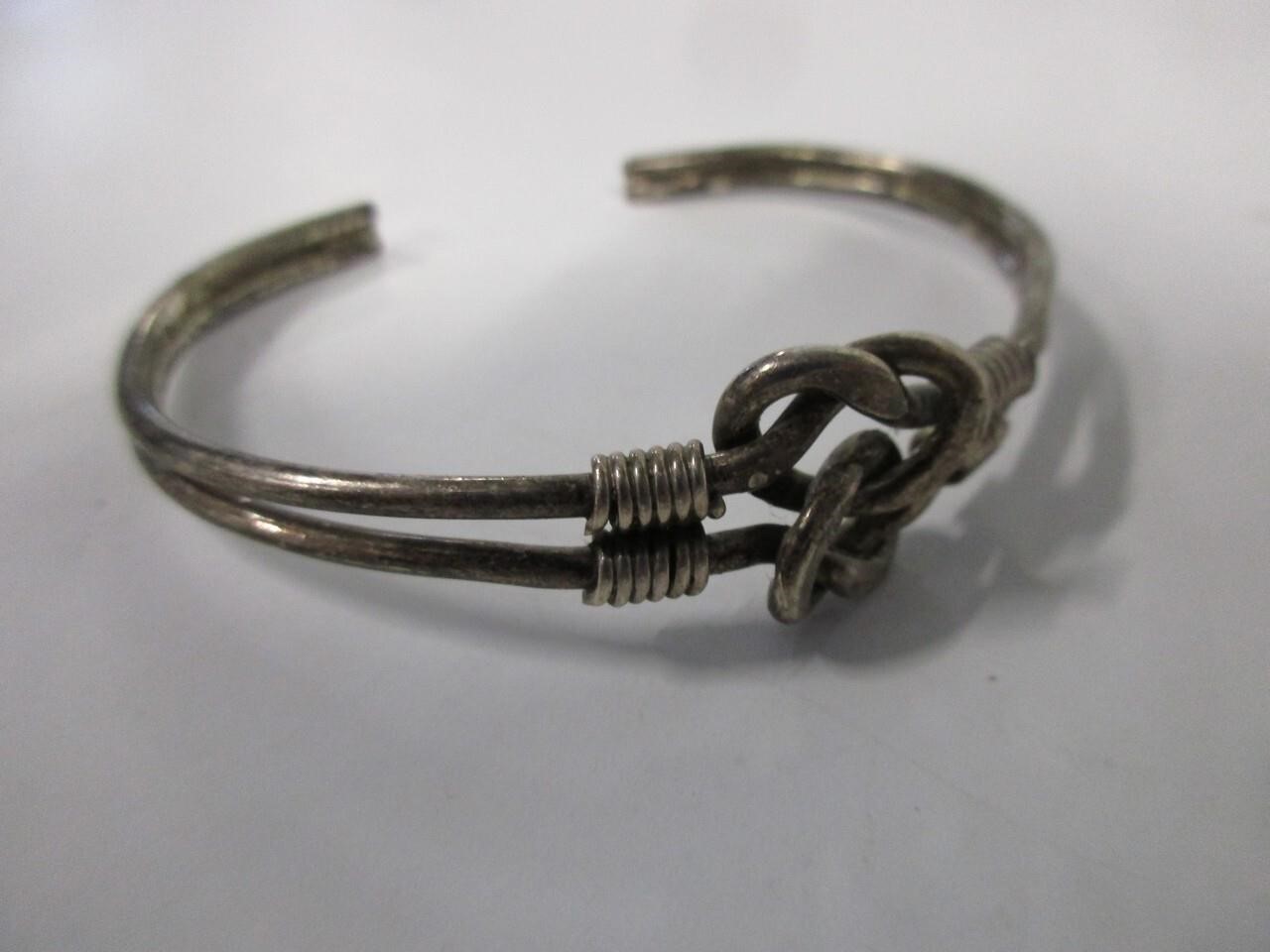 Vintage sterling silver cuff bracelet