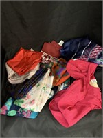 LOT OF MISC SCARVES