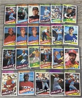 (23) Baseball Cards