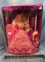 Dance 'n Twirl Barbie, NIB 11902