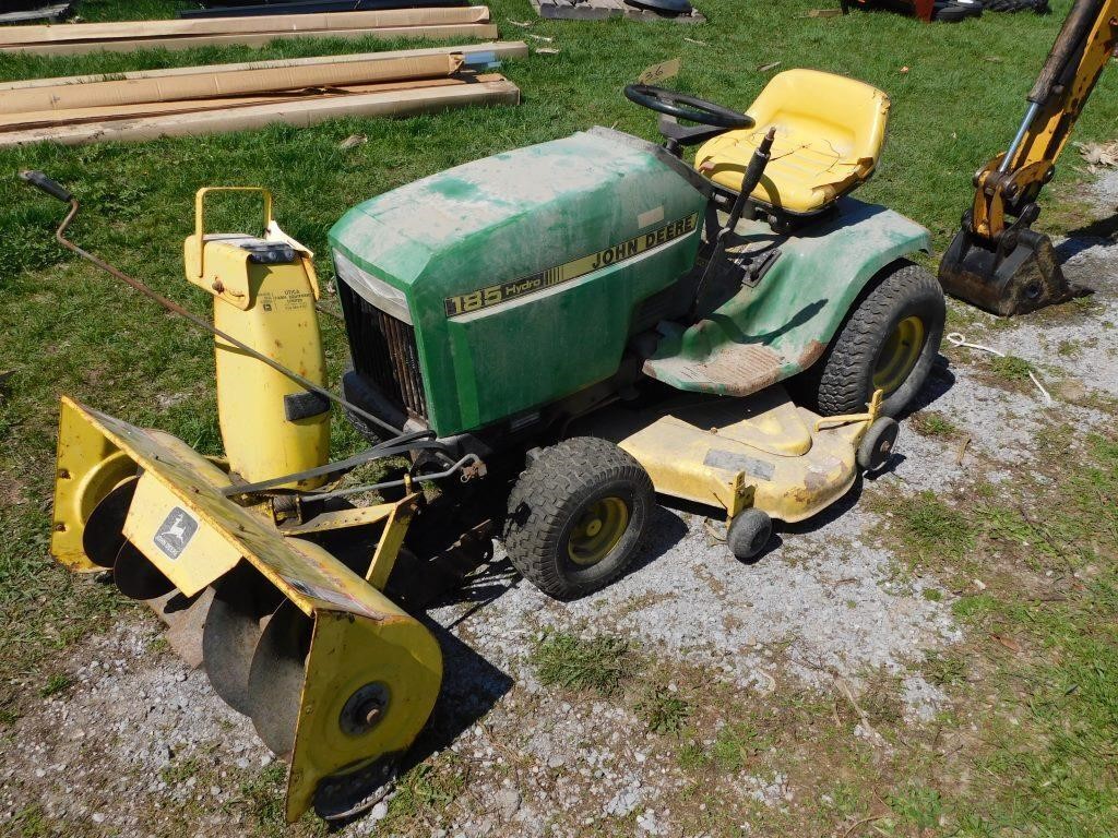 JOHN DEERE 185  LAWN TRACTOR  WITH SNOW BLOWER