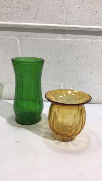 Vintage Glass Vases K8D