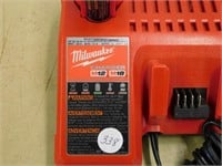 MILWAUKEE M12/M18 CHARGER UNTESTED