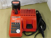 MILWAUKEE M12/M18 CHARGER - UNTESTED