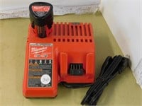 MILWAUKEE M12/M18 CHARGER UNTESTED