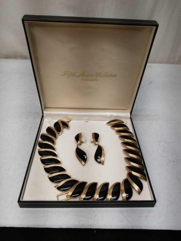 Boxed Fifth Avenue Jewelry Set