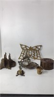 6 Vintage Brass Items U8C