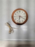 Ingraham Copper Kitchen Clock. Works!
