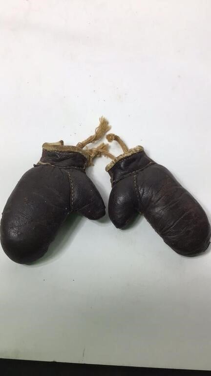 Miniature Leather Boxing Gloves UJC