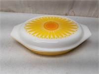 Pyrex Sunflower Daisy Divided Dish w. Lid