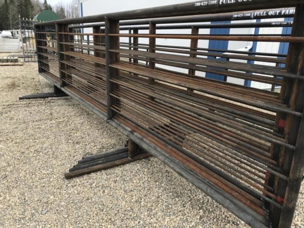 UNUSED Heavy Duty 24' Self Standing Panel /EACH