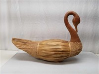 Corn Husk Swan w Carved Wooden Head Full Size