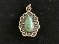 Sterling Silver & Turquoise Pendant 5.3gr TW w