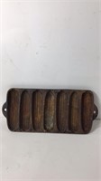 Vintage Unmarked Cast Iron Corn Pone Pan U14A