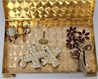Vintage Rhinestone Topped Jewelry Box w Jewelry