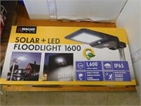 WAGAN TECH. SOLAR & LED FLOODLIGHT 1600W