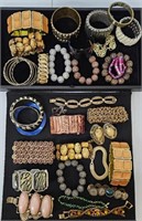 Vintage Jewelry Bracelet Lot Aprox 3 Lbs