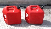 2 5 gal gas cans