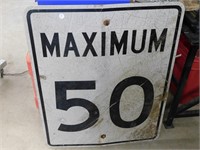 METAL ROAD SIGN "MAXIMUM 50"  29.5 X 24