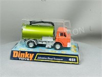 Dinky "Johnston Road Sweeper 451" in box