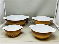 4 Pyrex Old Orchard Cinderella bowls