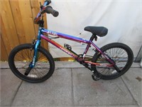 BOYS BICYCLE -GOOD CONDITION