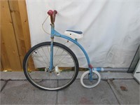 VINTAGE CHILD PENNYFATHING BICYCLE