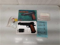 Vintage Air Soft Gun w. Box & Ammo