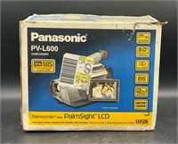 PANASONIC PALMCORDER VHSC 150X VIDEO CAMERA