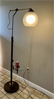 Contemporary Floor Lamp Table Charger U10A