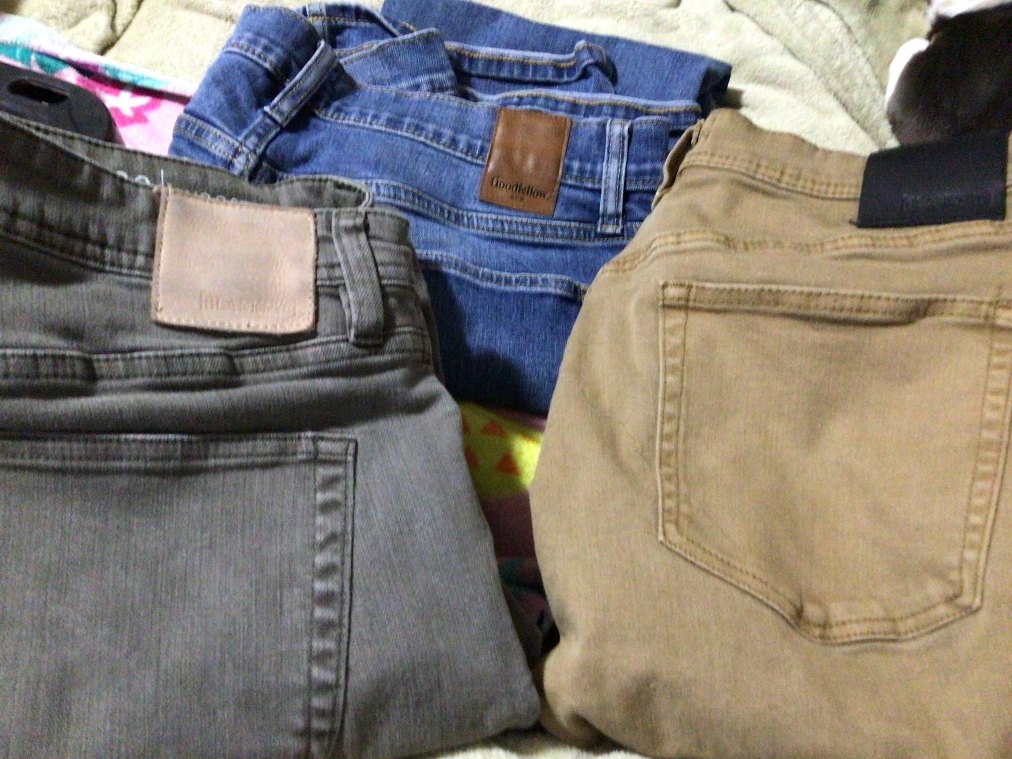 Jeans size 33X30 3 pair