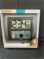 Brand new atomic wall clock indoor outdoor temp