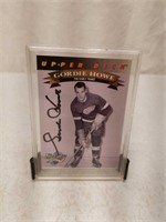 Autographed Gordie Howe U.D. Hockey Card