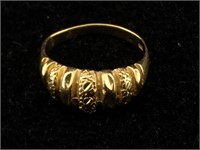 14K Gold Ring sz 5 - 2.5g