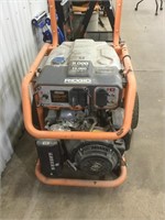 Ridgid Generator.  See pictures.  (Do not know if